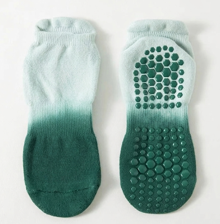 Rise™ GripFit Dip-Dye Pilates Socks